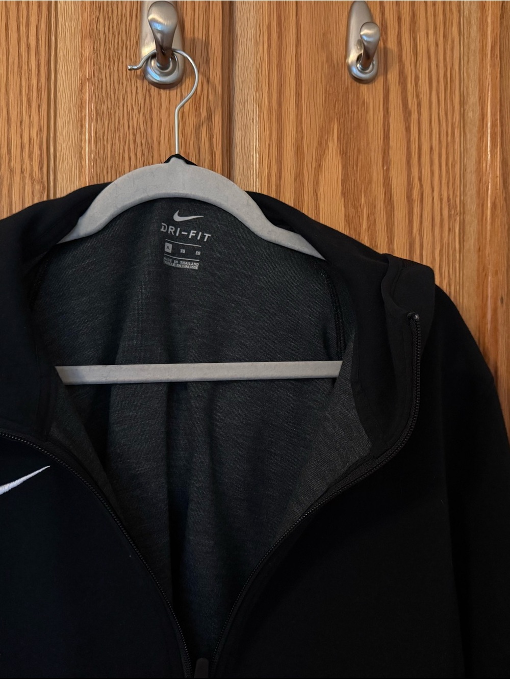 Nike Men’s Black Dri-FIT Full-Zip Performance Jacket
